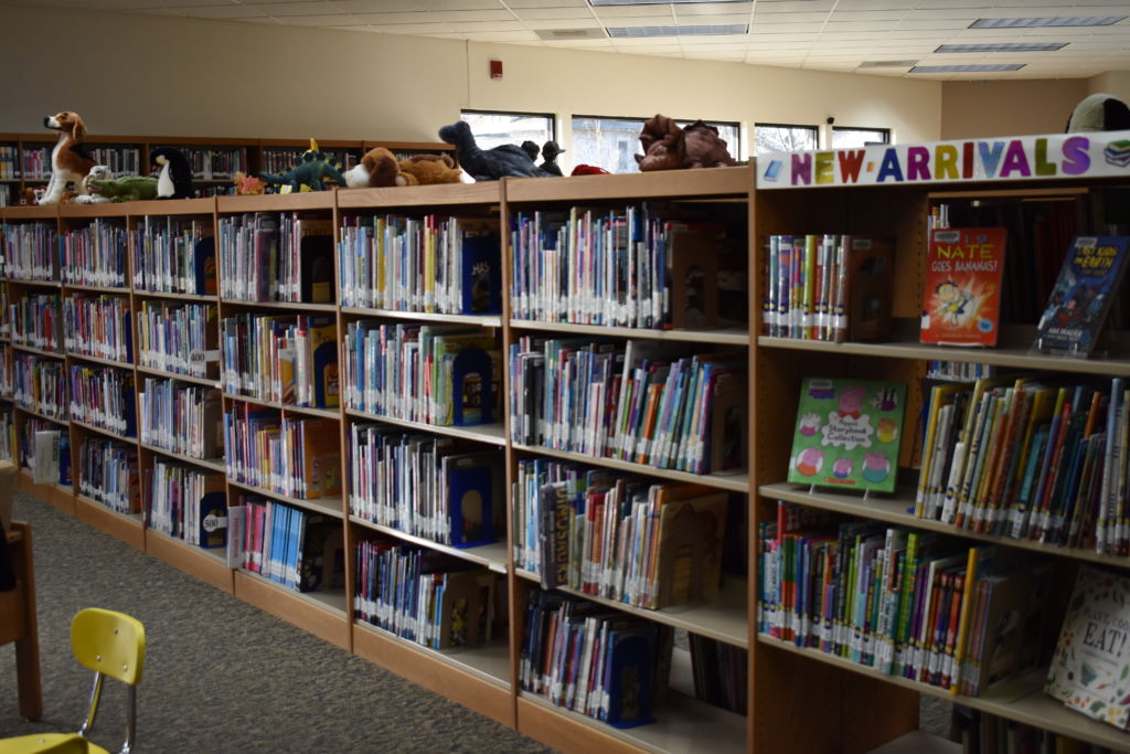 The Library Gallery - See the inside of The Olney Public Library